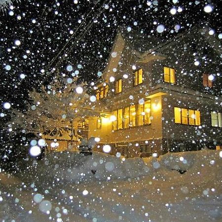 Отель Hakuba Vivaldi Экстерьер фото